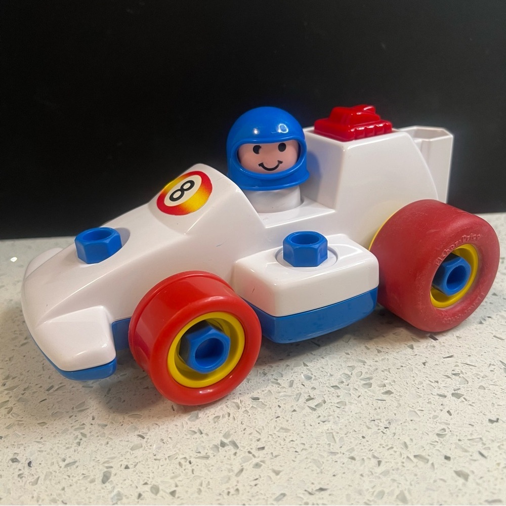 Vintage 1984 FISHER PRICE F-1 Race Car, Take Apart 184 Pull Back & Go Toy Racer